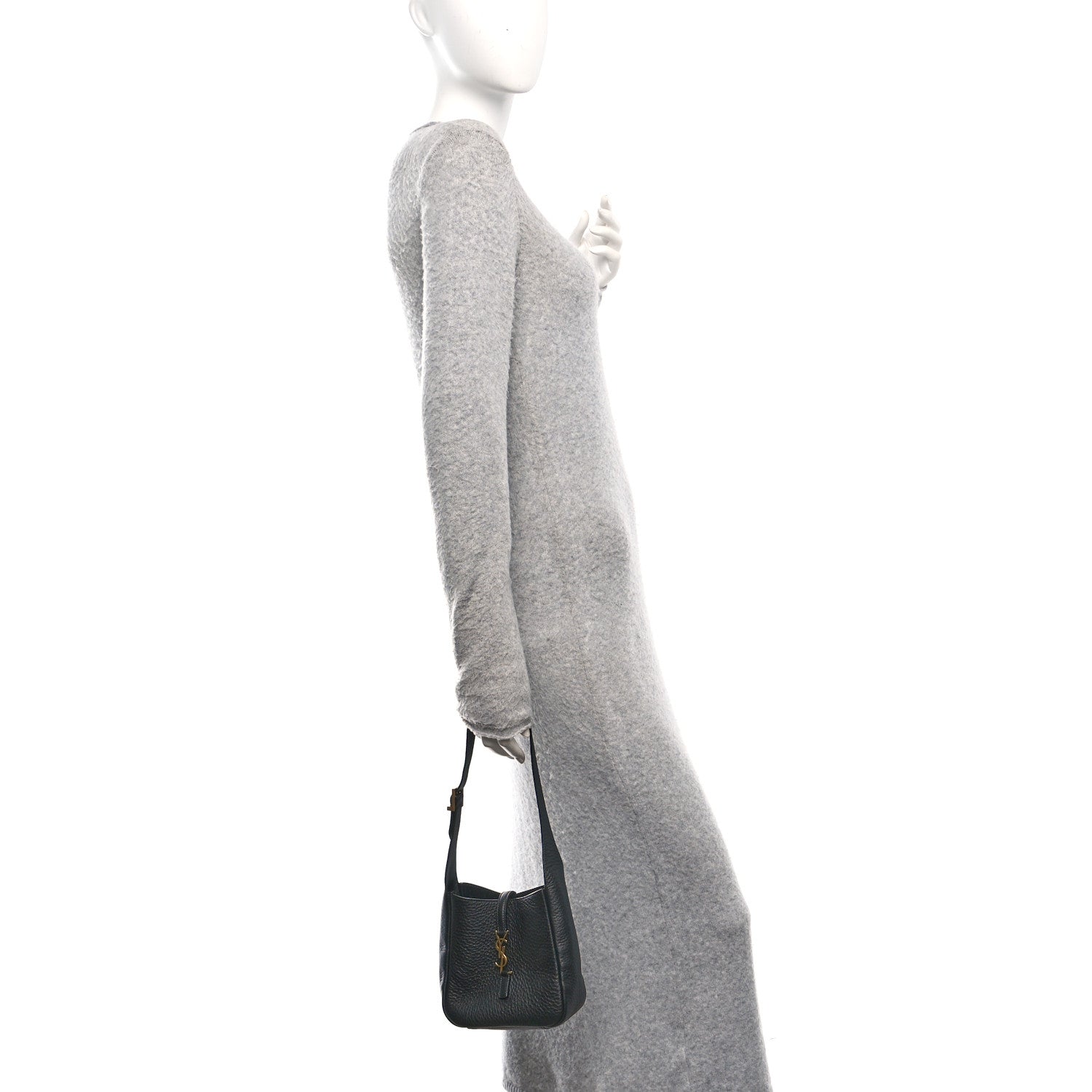 Grained Calfskin Baby Le 5 A 7 Supple Hobo Black