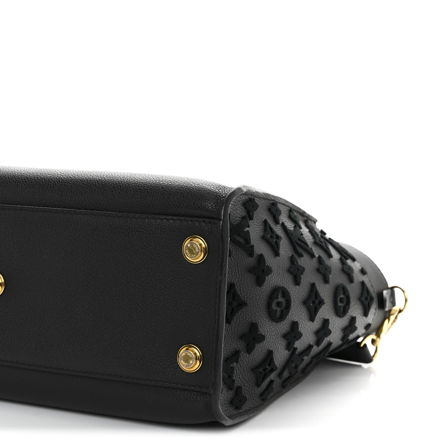 Calfskin Monogram Tufting On My Side Black
