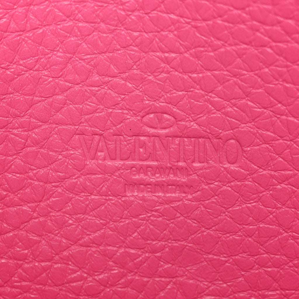 Pebbled Calfskin Medium Rockstud Flip Lock Crossbody Bag Feminine Pink