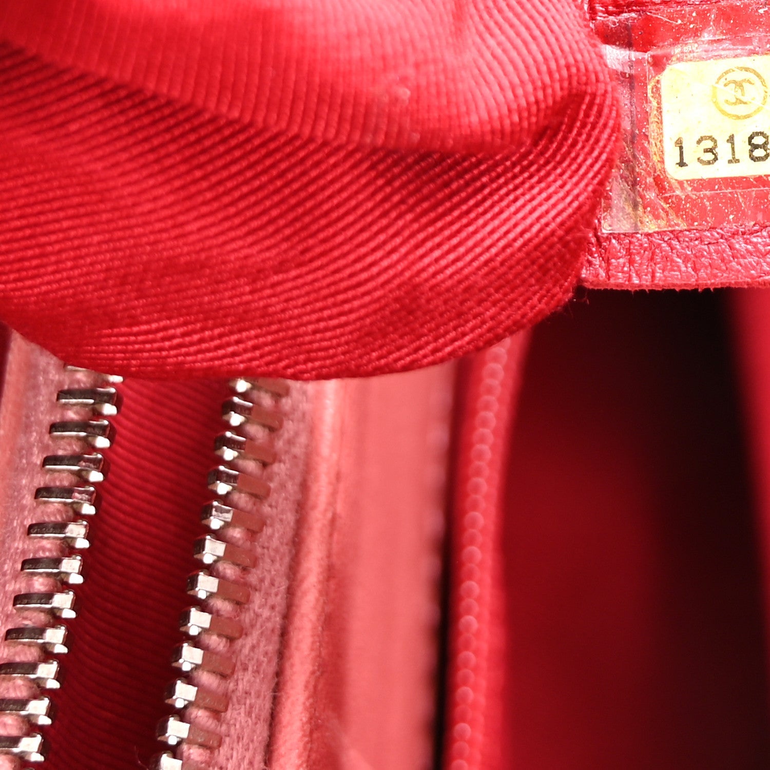 Vinyl Lipstick Ligne Tote Pink