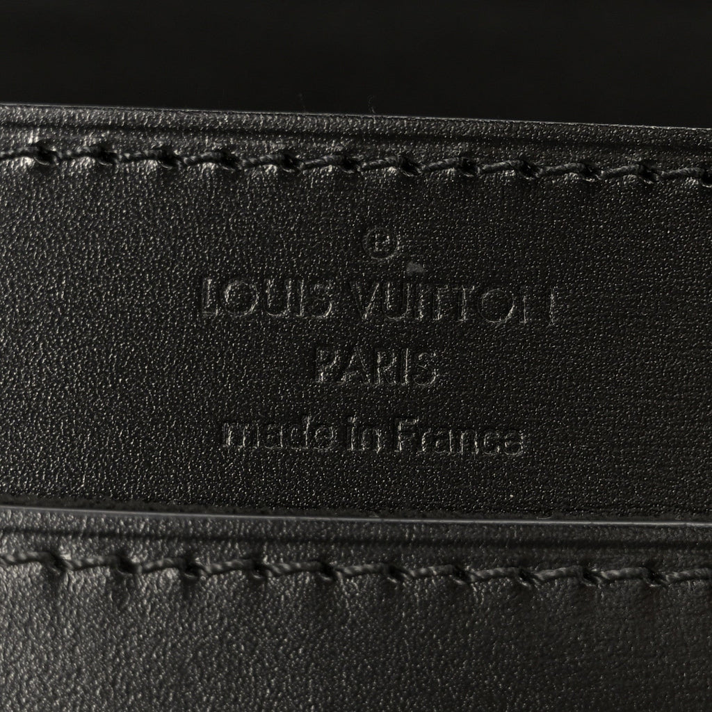 Calfskin Chain Louise GM Black