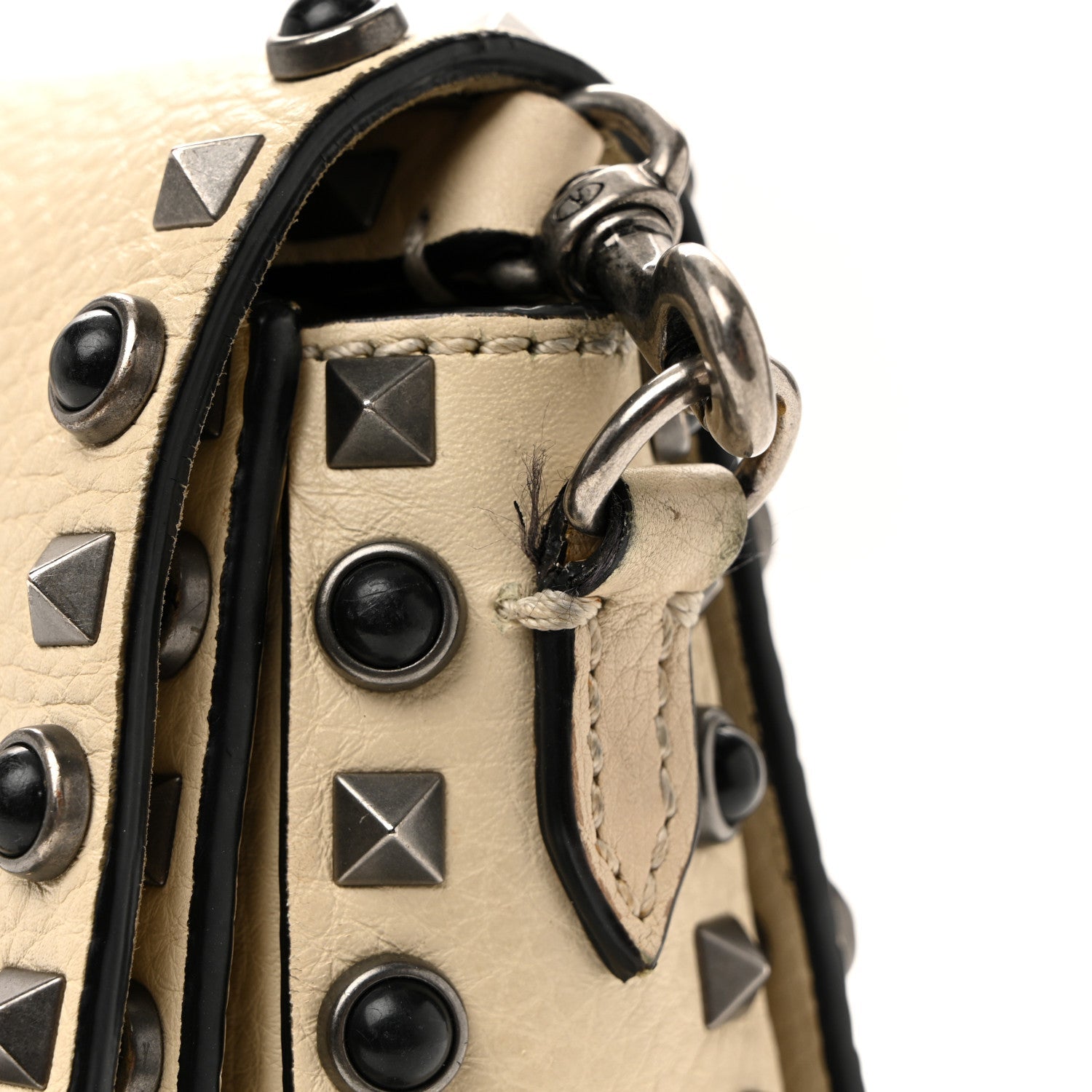 Pebbled Calfskin Onyx Medium Guitar Strap Rockstud Rolling Flap Saddle Bag Ivory