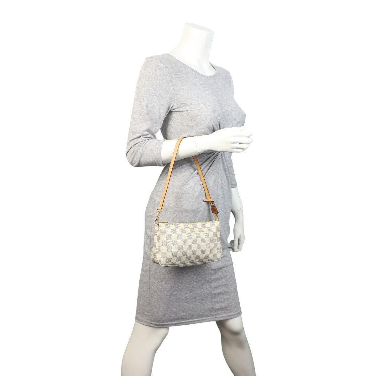 Louis Vuitton Pochette Accessoires Damier Azur