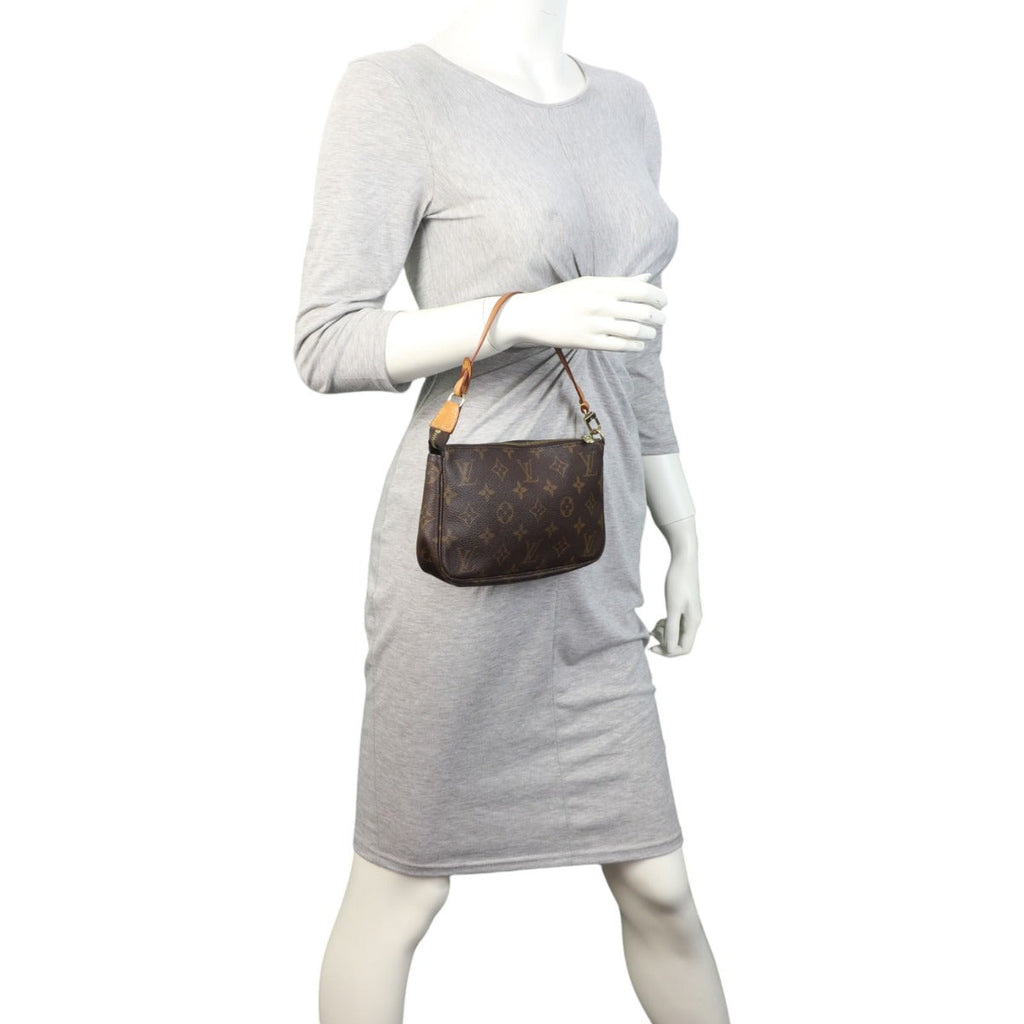 Louis Vuitton Pochette Accessories Monogram