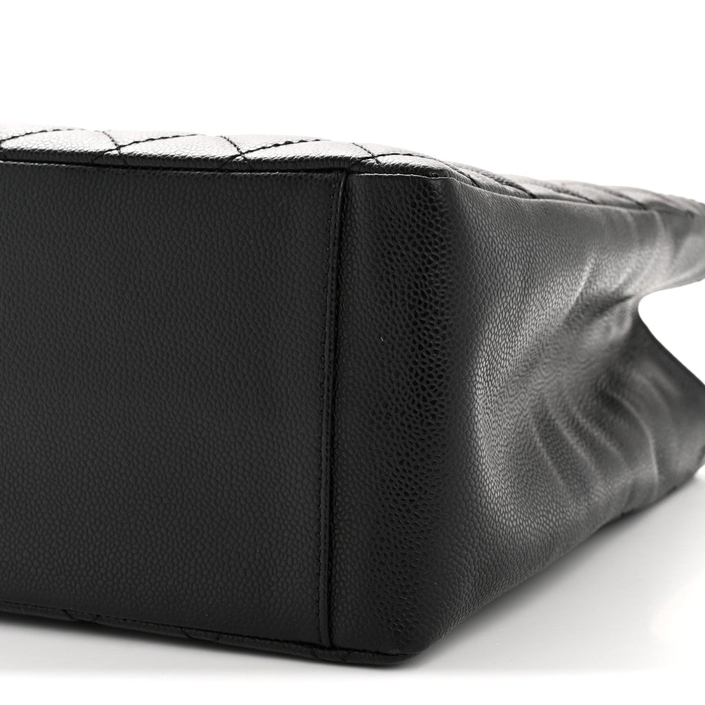 Caviar Quilted Grand Shopping Tote GST Black