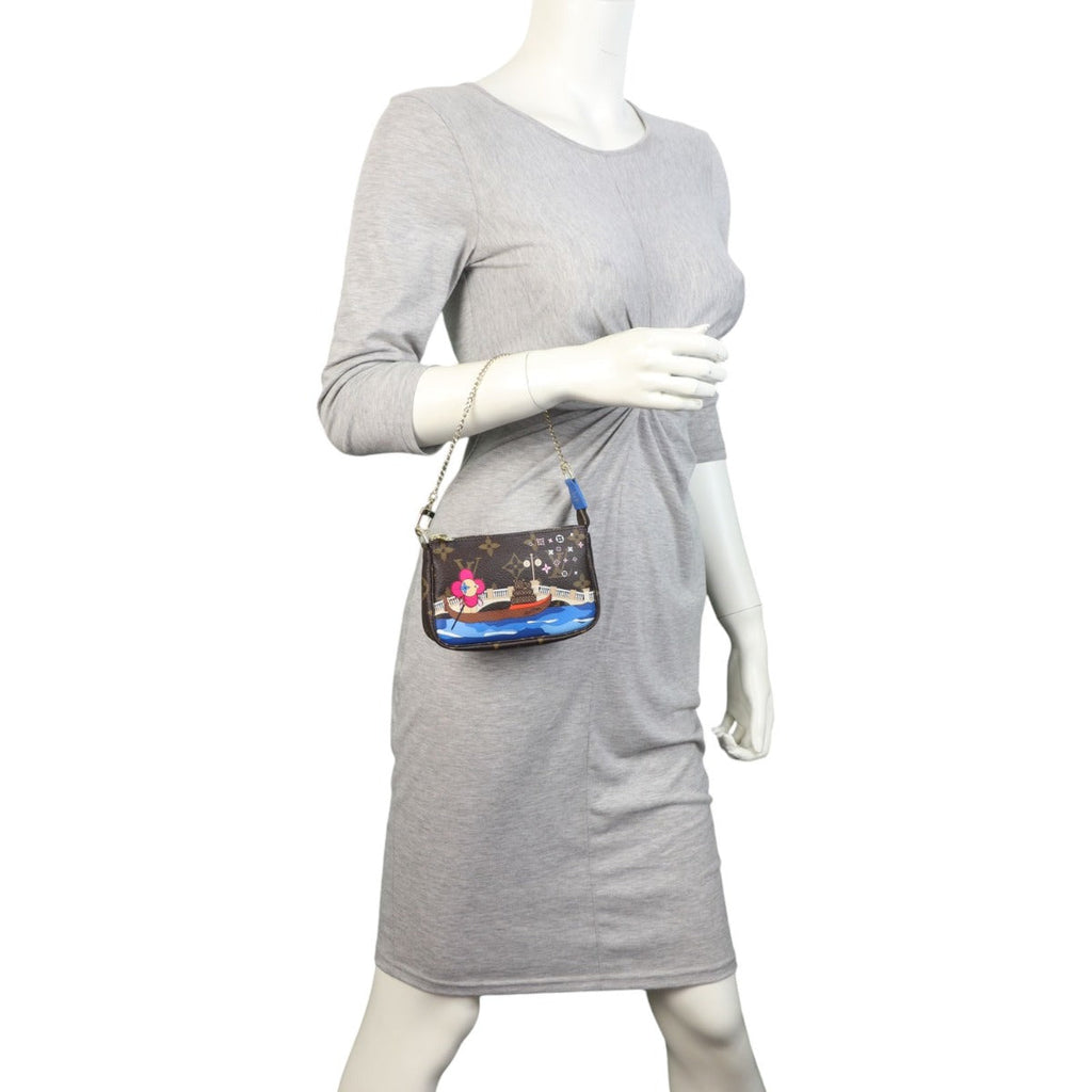 Louis Vuitton Mini Pochette Accessoires Monogram Vivienne in Venice