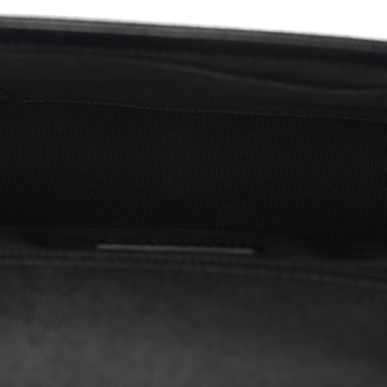 Caviar Quilted New Medium Boy Flap Black