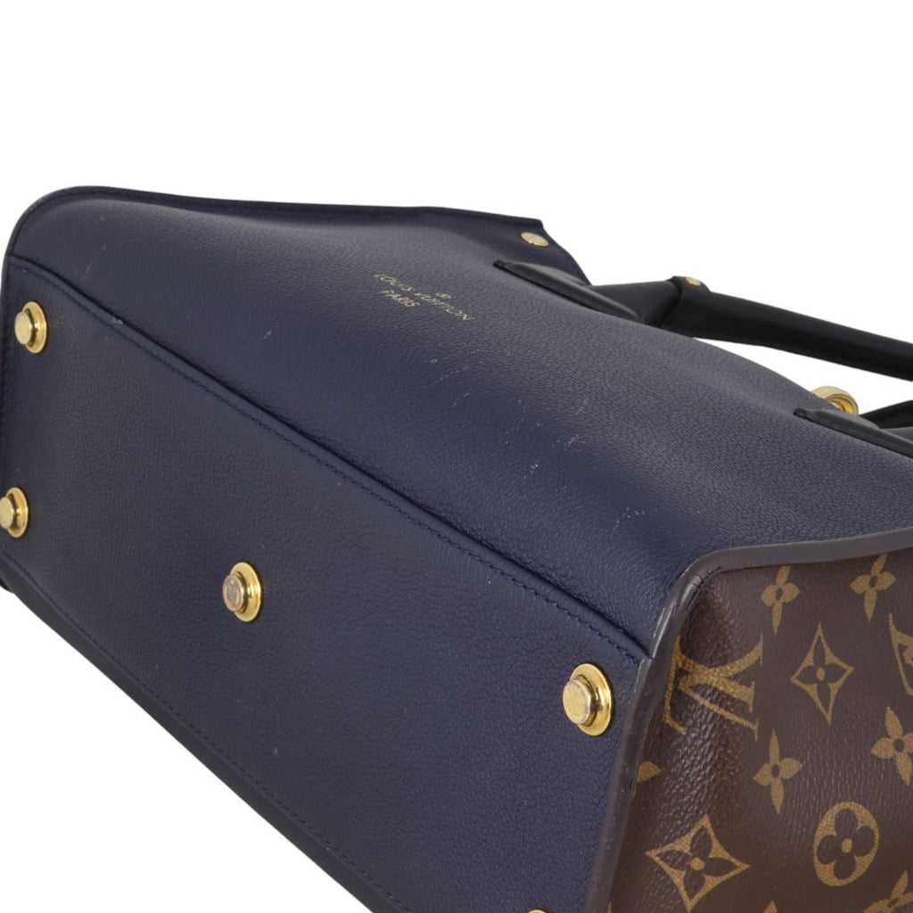 Louis Vuitton On My Side MM Monogram