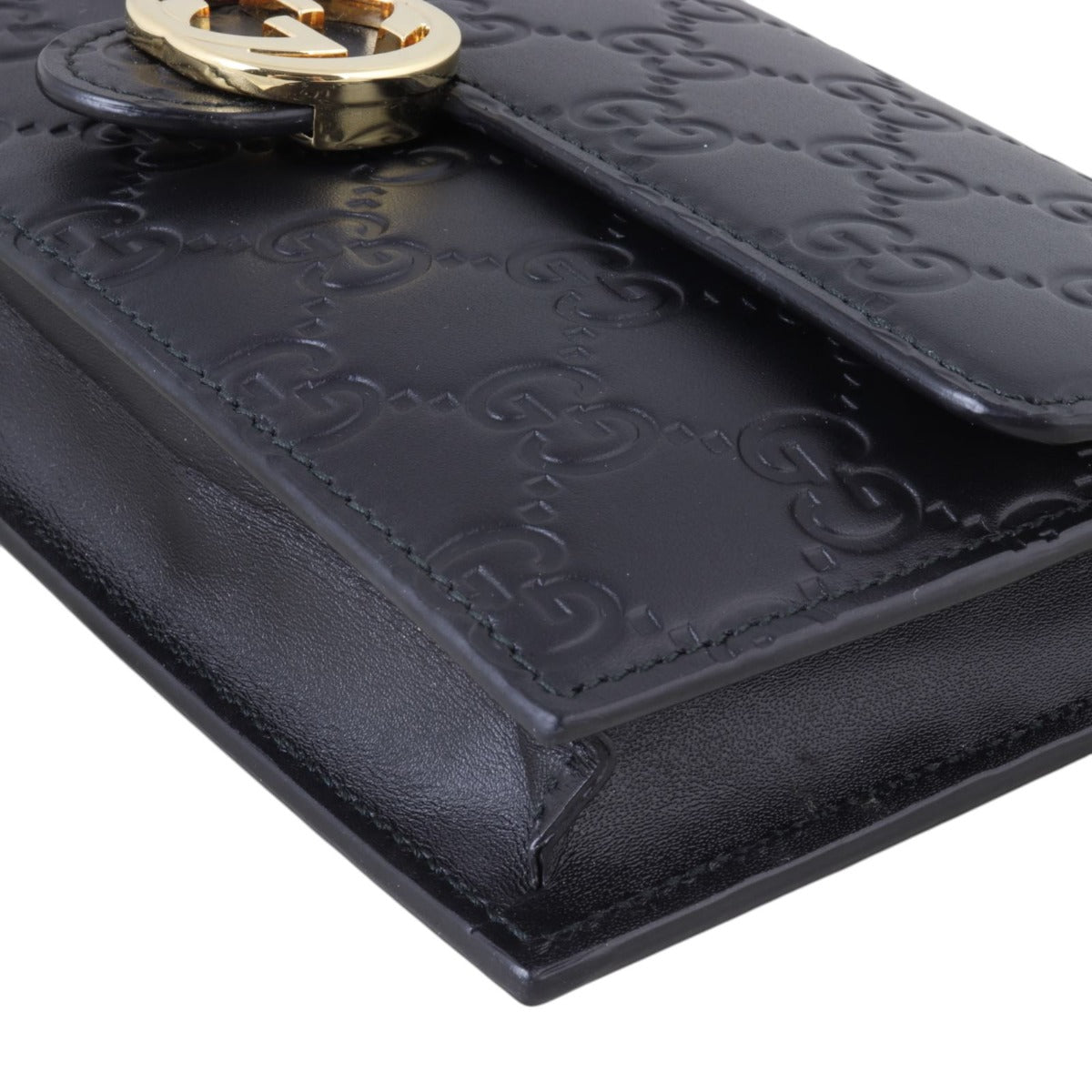 Gucci Interlocking G Wallet on Chain