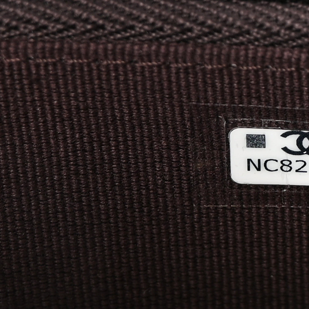 Caviar Quilted Textured CC Zip Around  Holder Burgundy