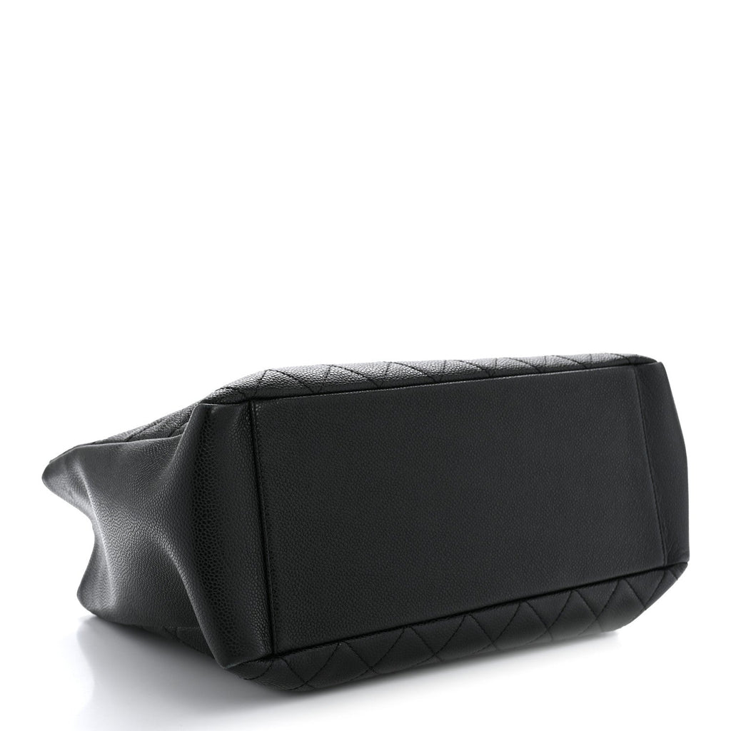 Caviar Quilted Grand Shopping Tote GST Black