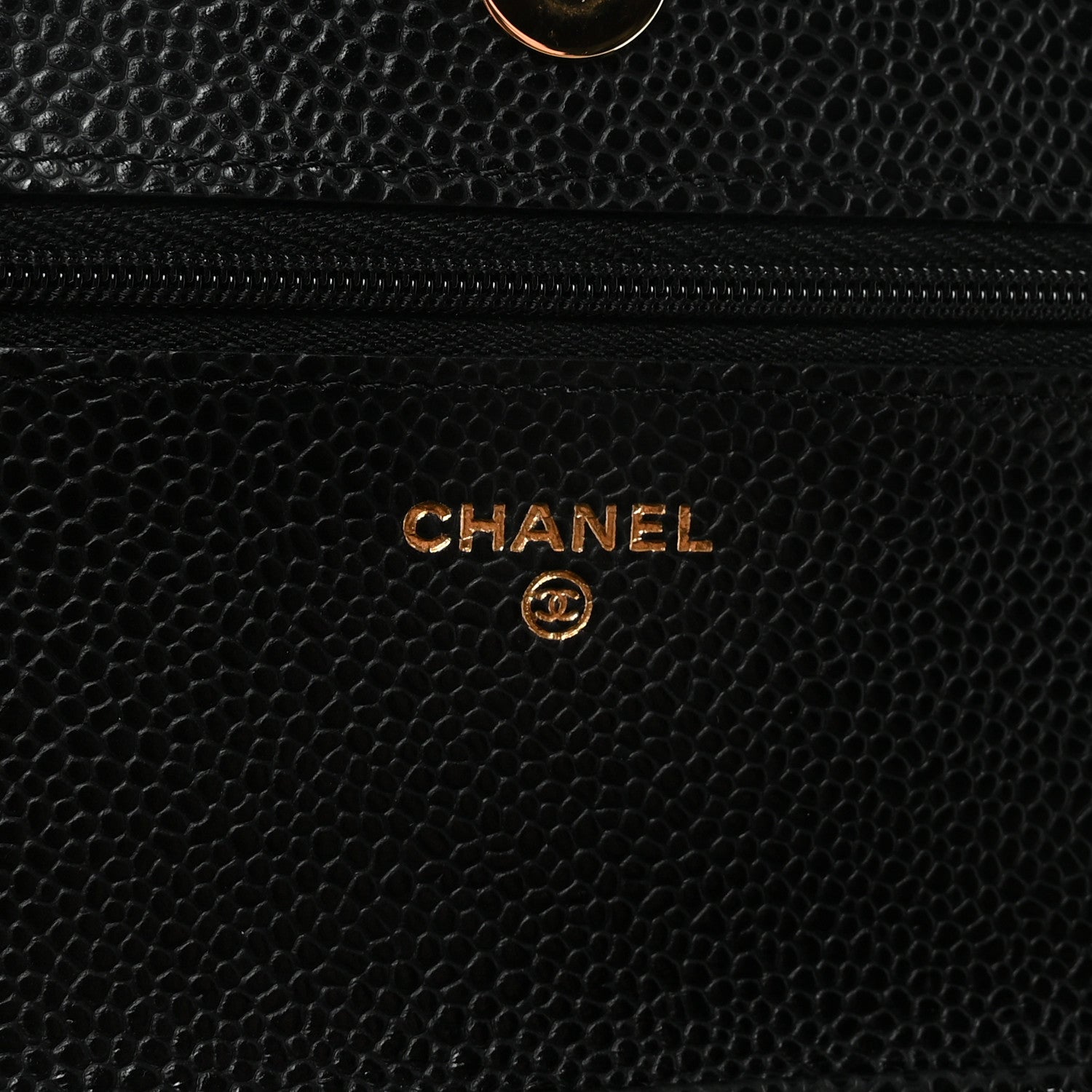 Caviar Quilted Wallet on Chain WOC Black