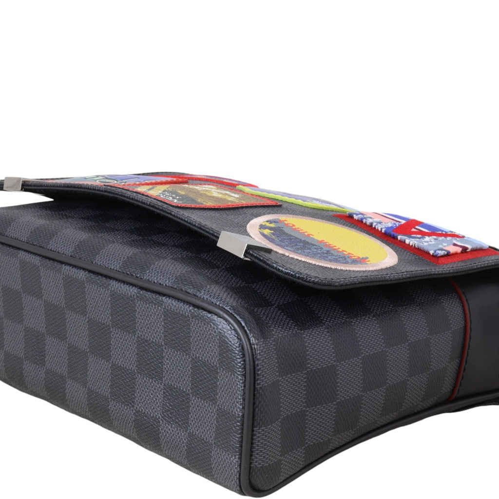 Louis Vuitton District PM Damier Graphite Alps