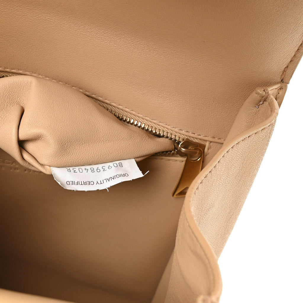 Box Calfskin Nappa Clip Bag Almond Gold