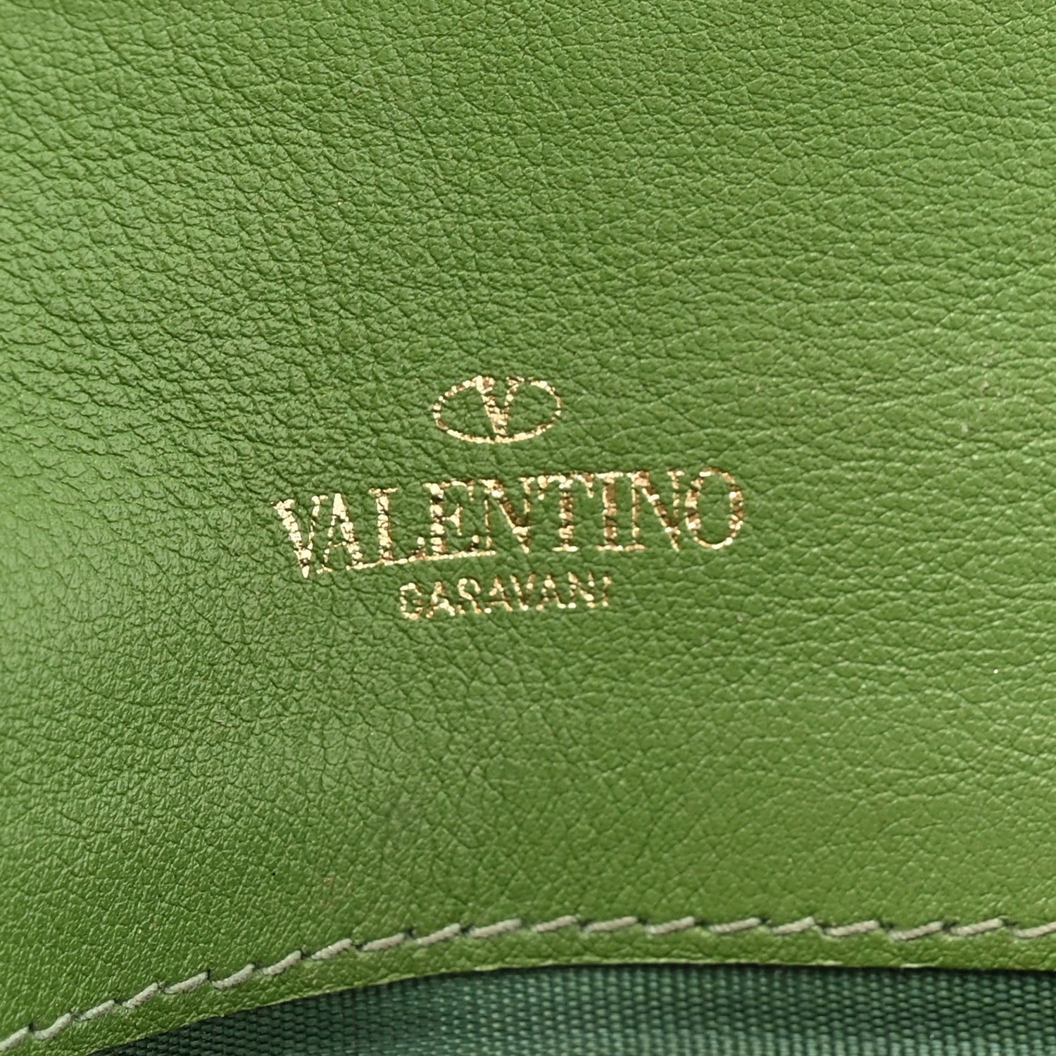 Calfskin Rockstud Wristlet Travel Wallet Green