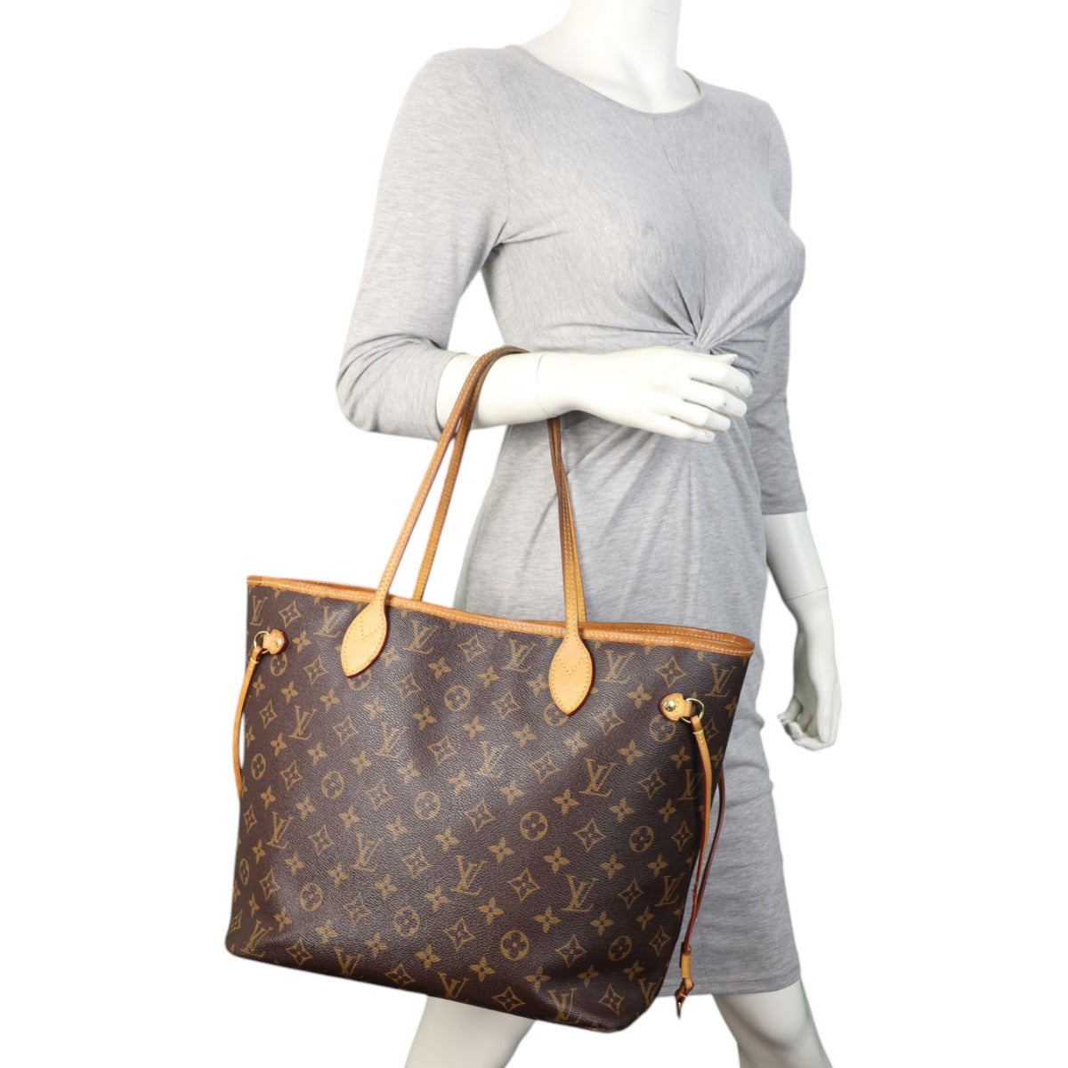 Louis Vuitton Neverfull MM Monogram