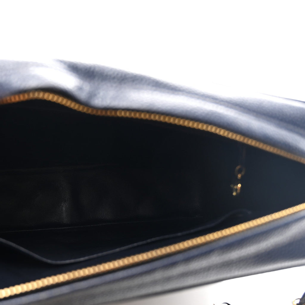 Caviar Quilted CC Shoulder Bag Navy