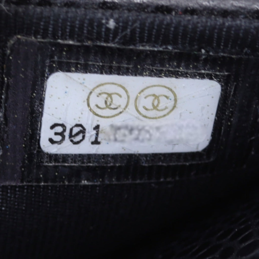 Chanel Classic Wallet on Chain