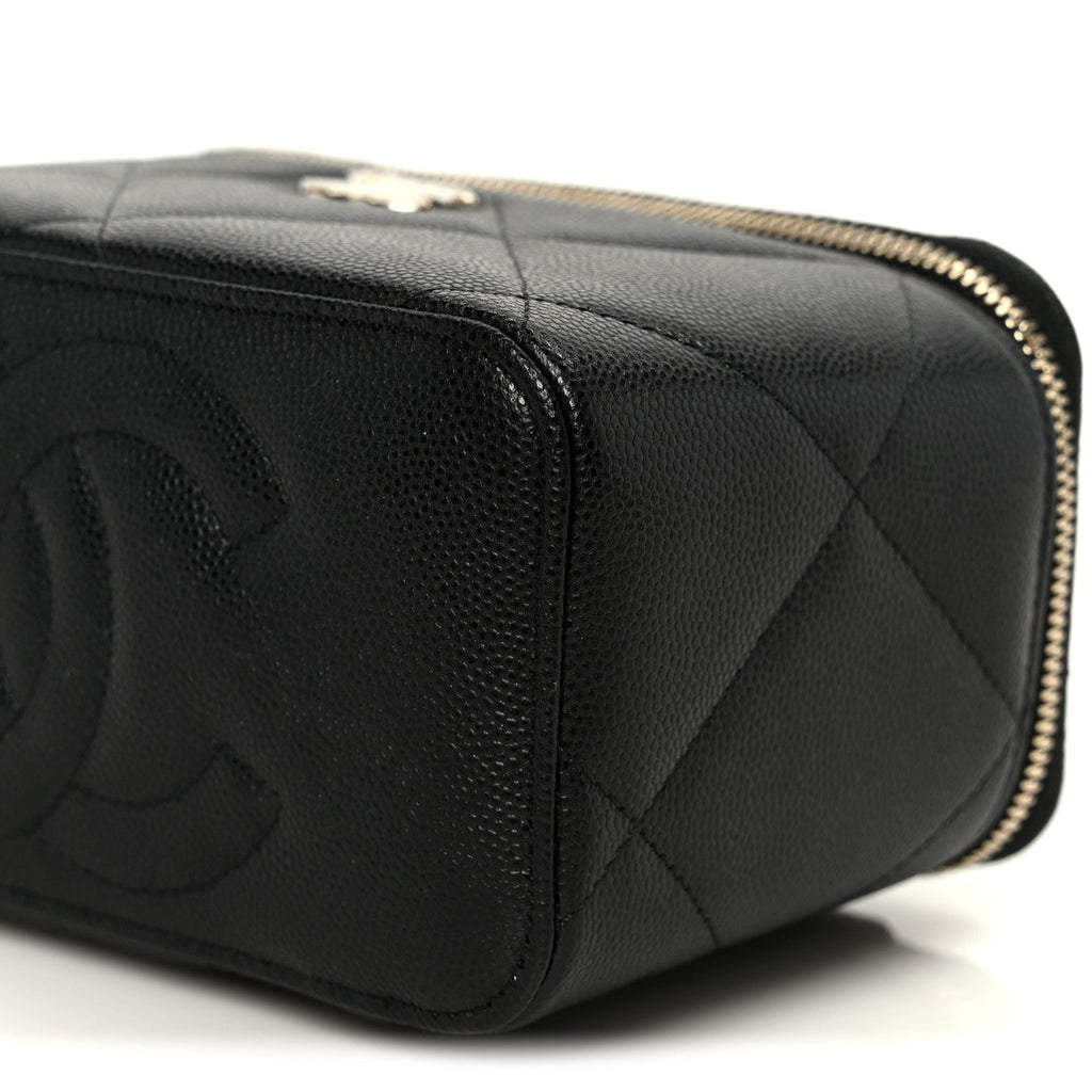Caviar Quilted Top Handle Long Vanity Black