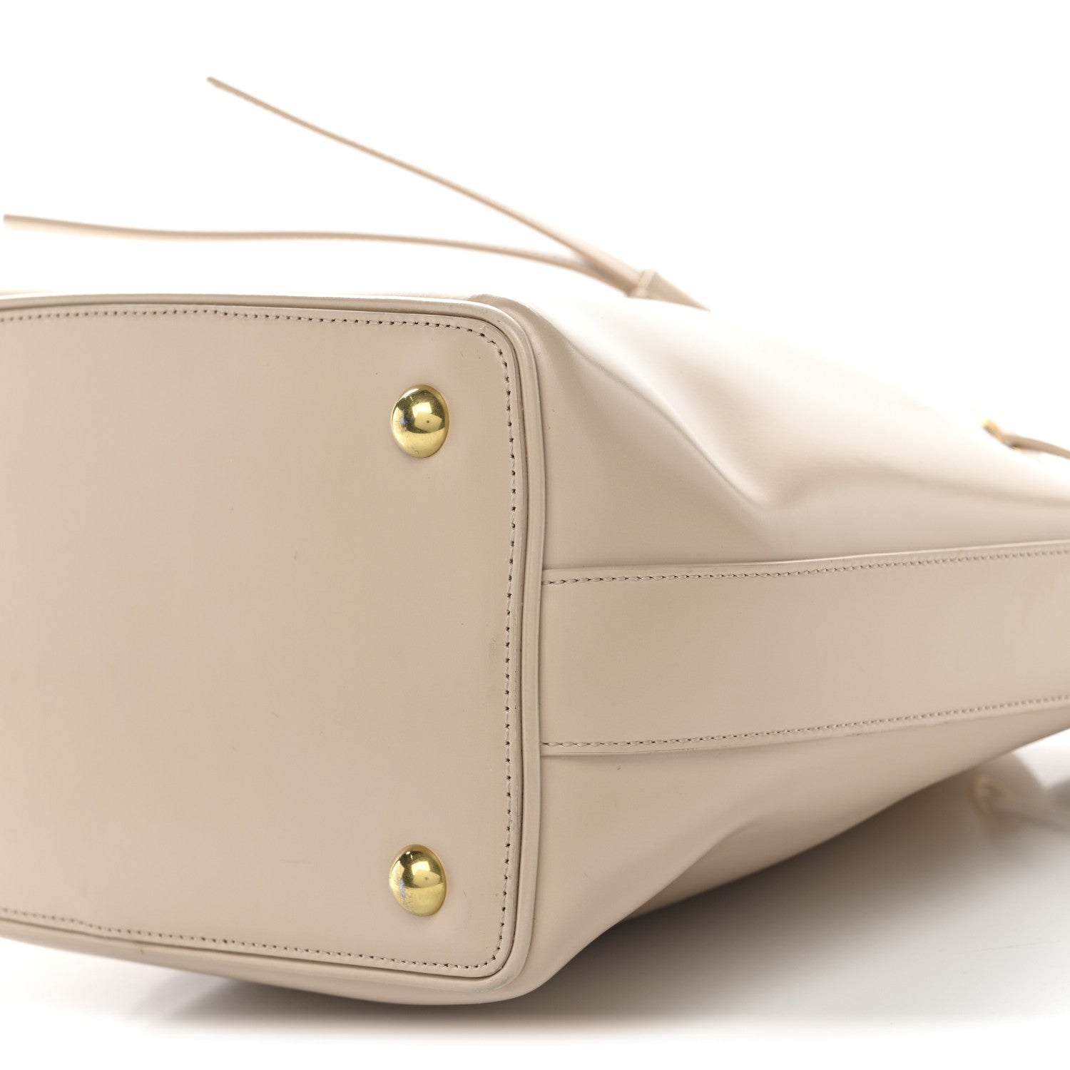 Calfskin Medium Emmanuelle Bucket Bag Nude Powder