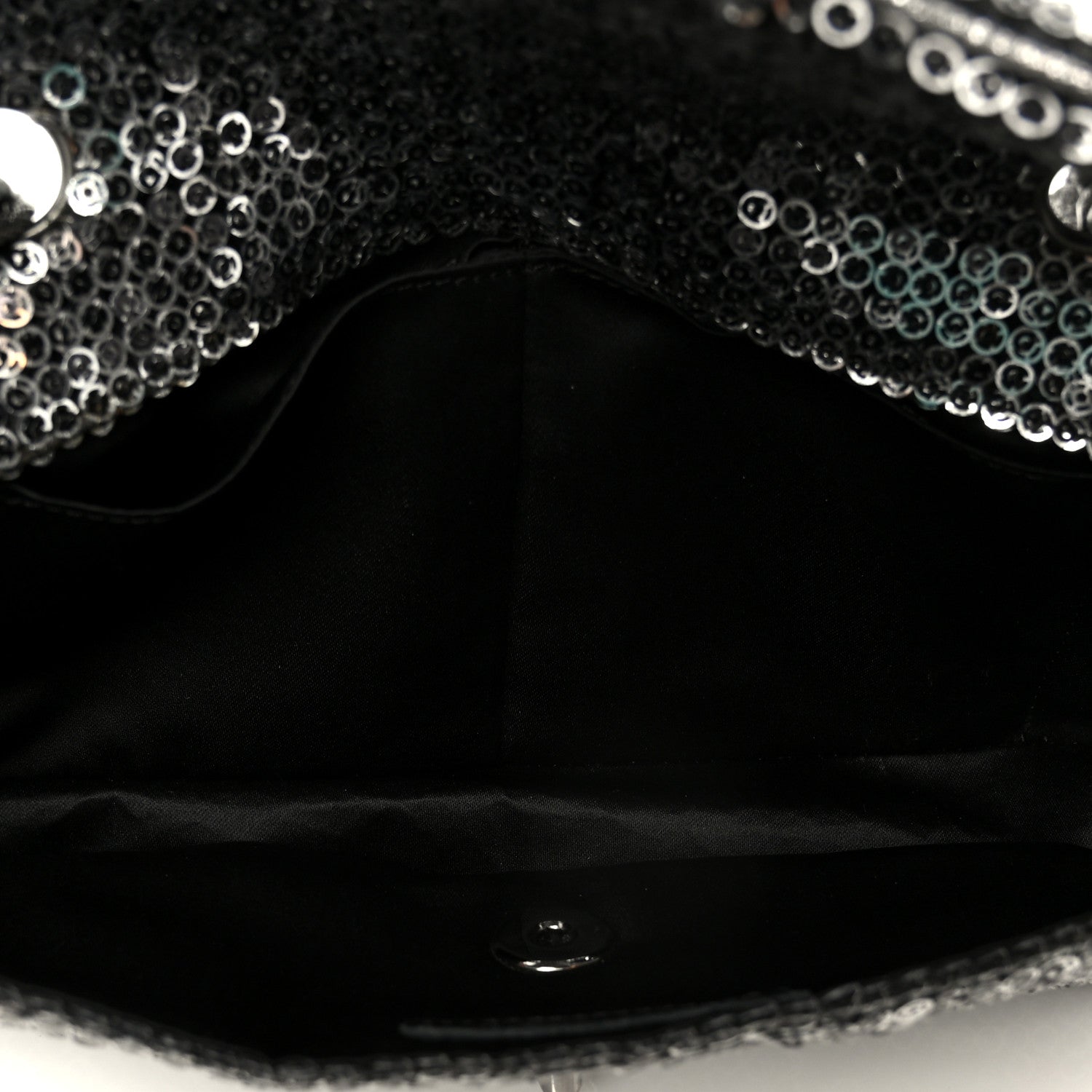 Sequin East West Flap Dark Silver