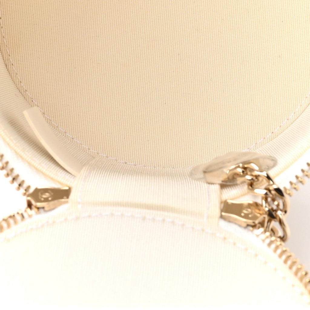Lambskin Quilted Round Small Vanity Case With Chain White Black