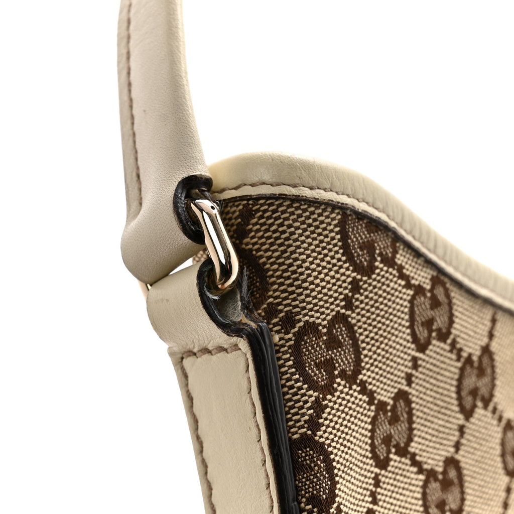 Monogram Medium New Britt Hobo Off White