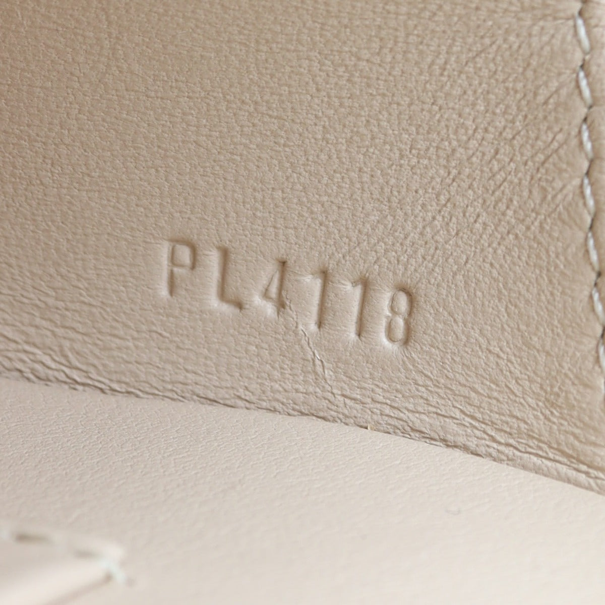 Louis Vuitton Petite Boite Chapeau Monogram