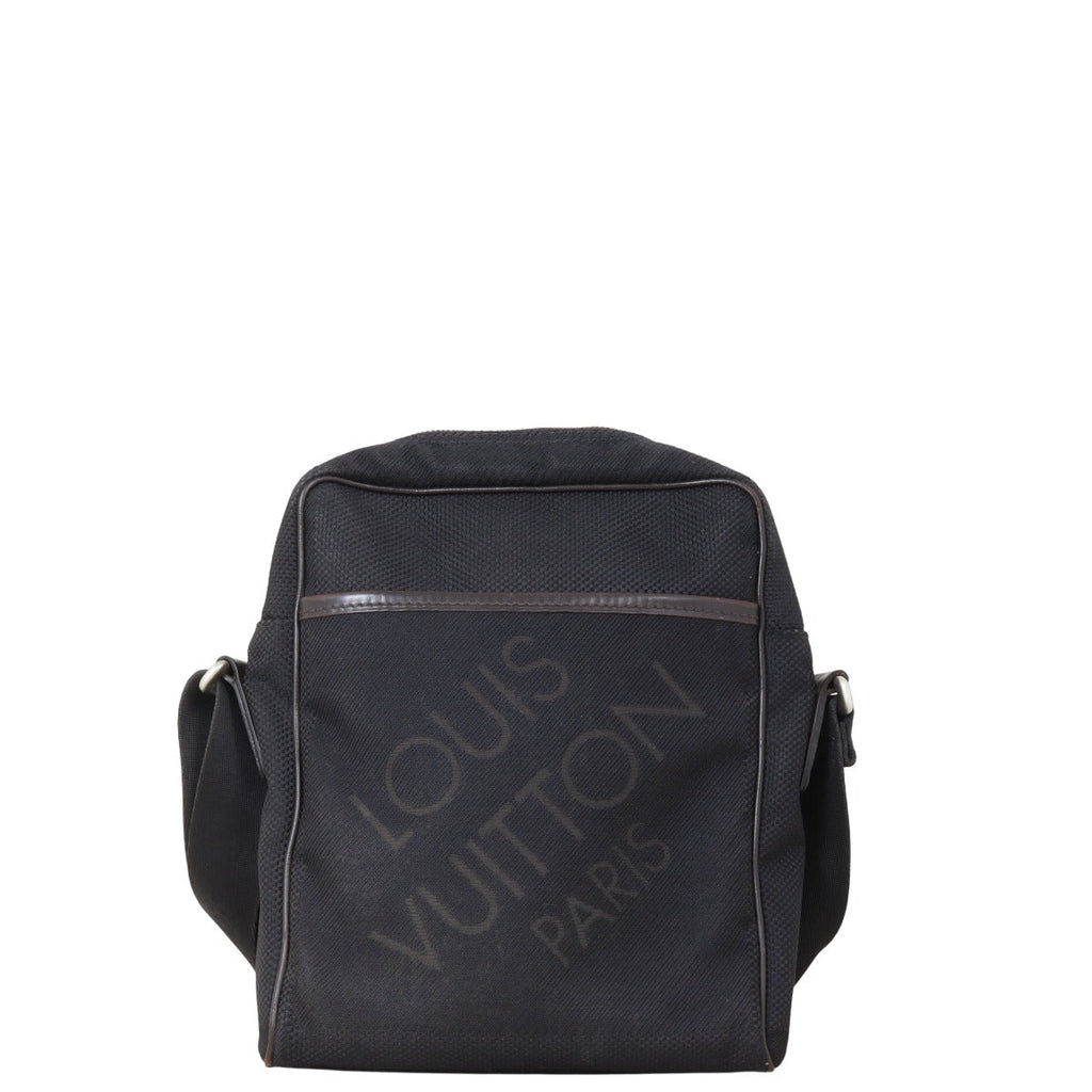 Louis Vuitton Damier Geant Citadin Earth Messenger