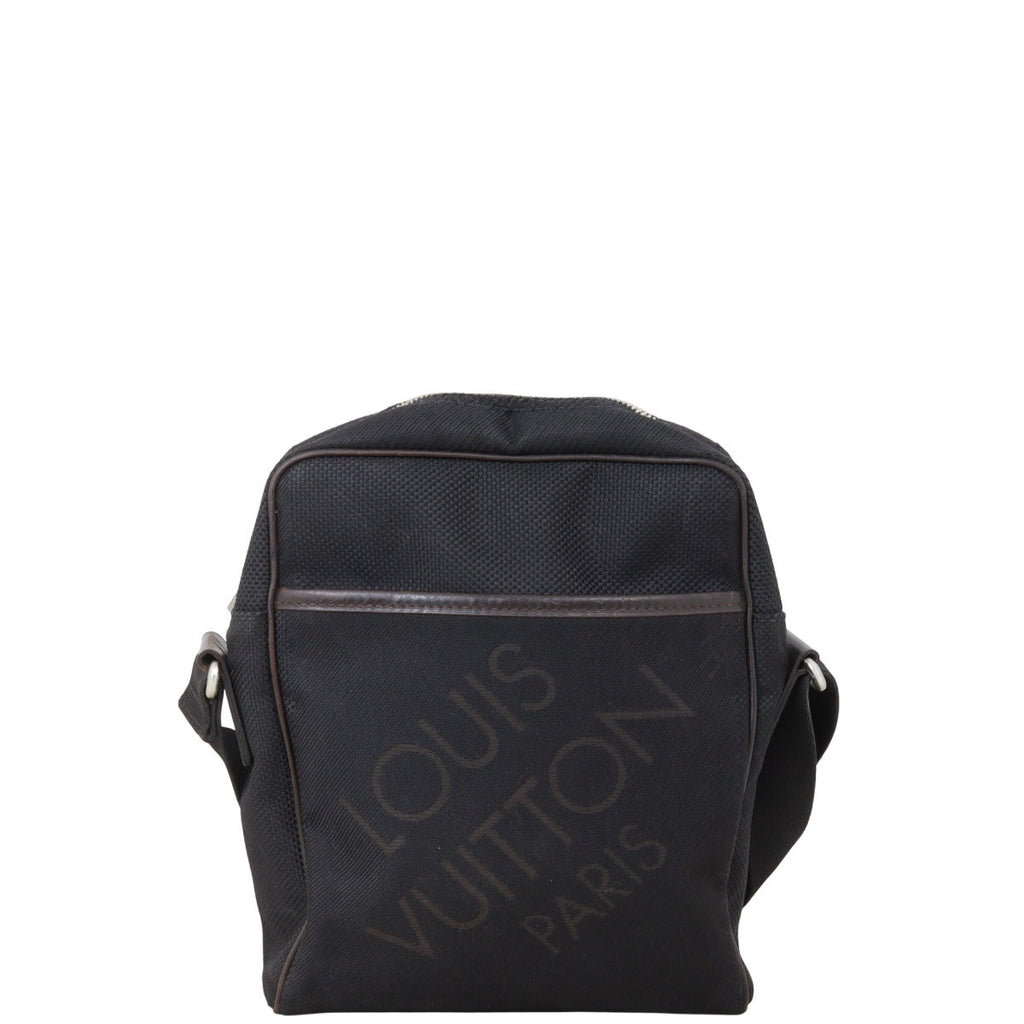 Louis Vuitton Damier Geant Citadin Earth Messenger