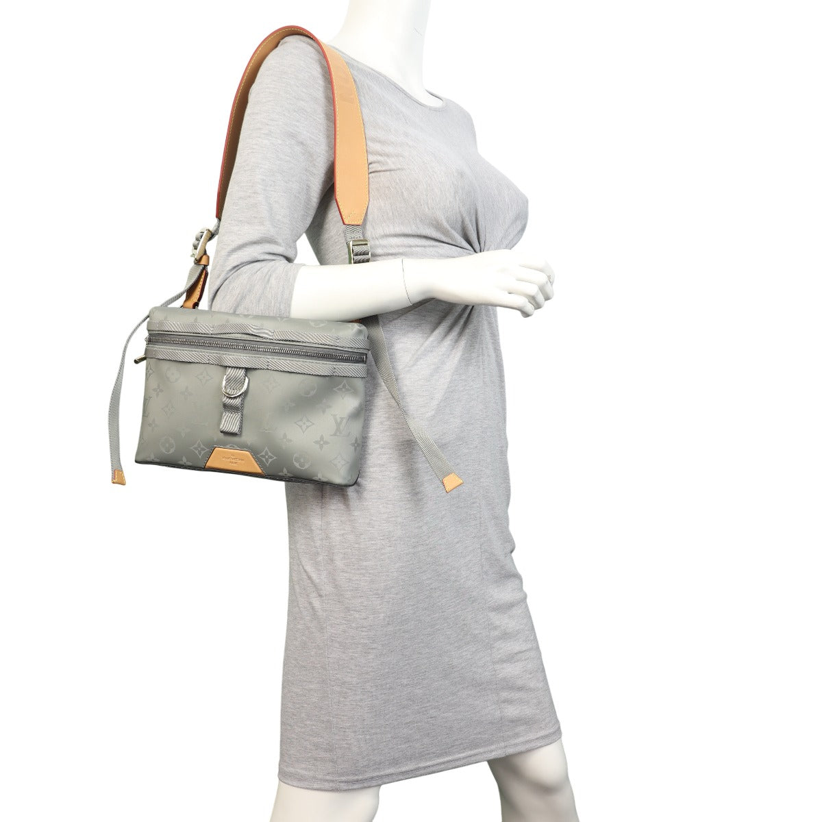 Louis Vuitton Messenger Monogram Titanium