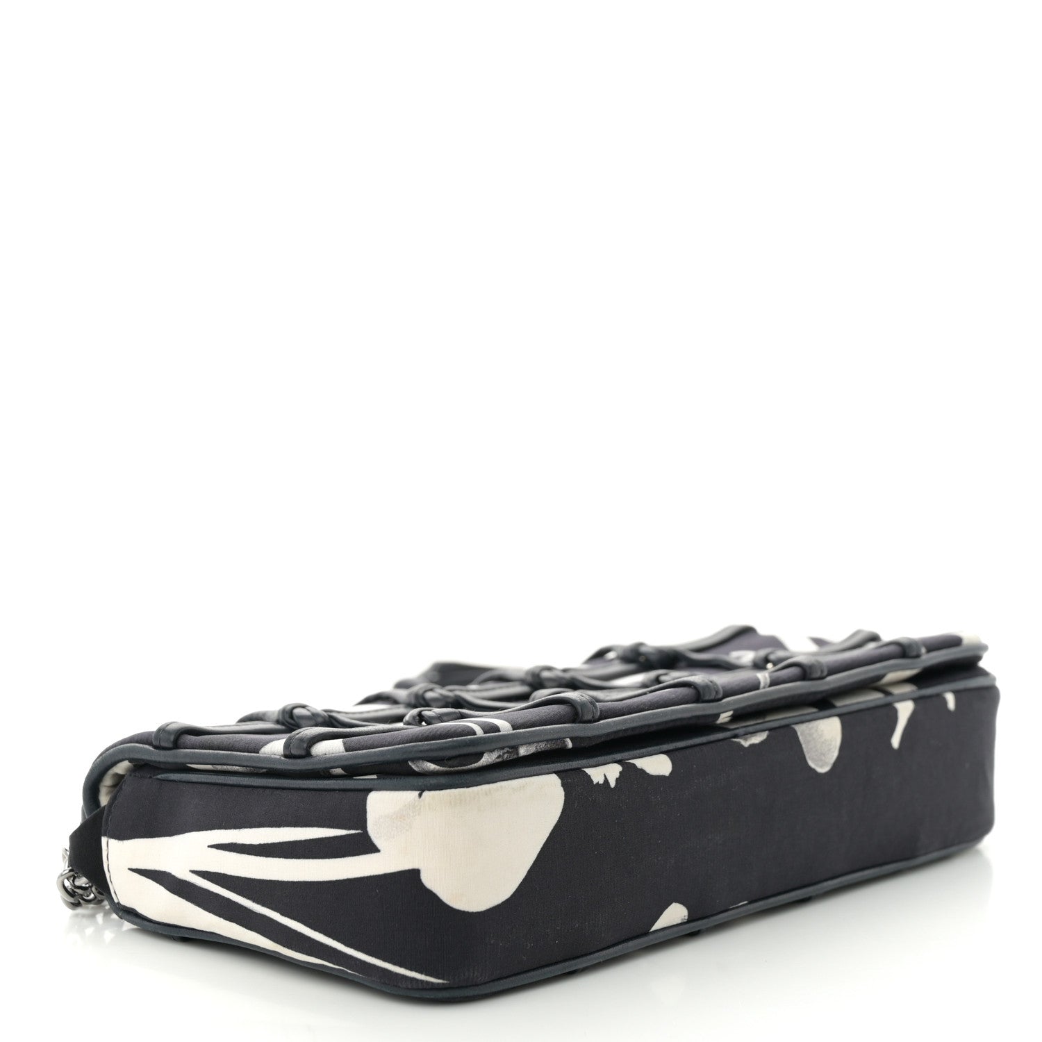 Silk Lambskin Tahiti Timeless Flap Navy White
