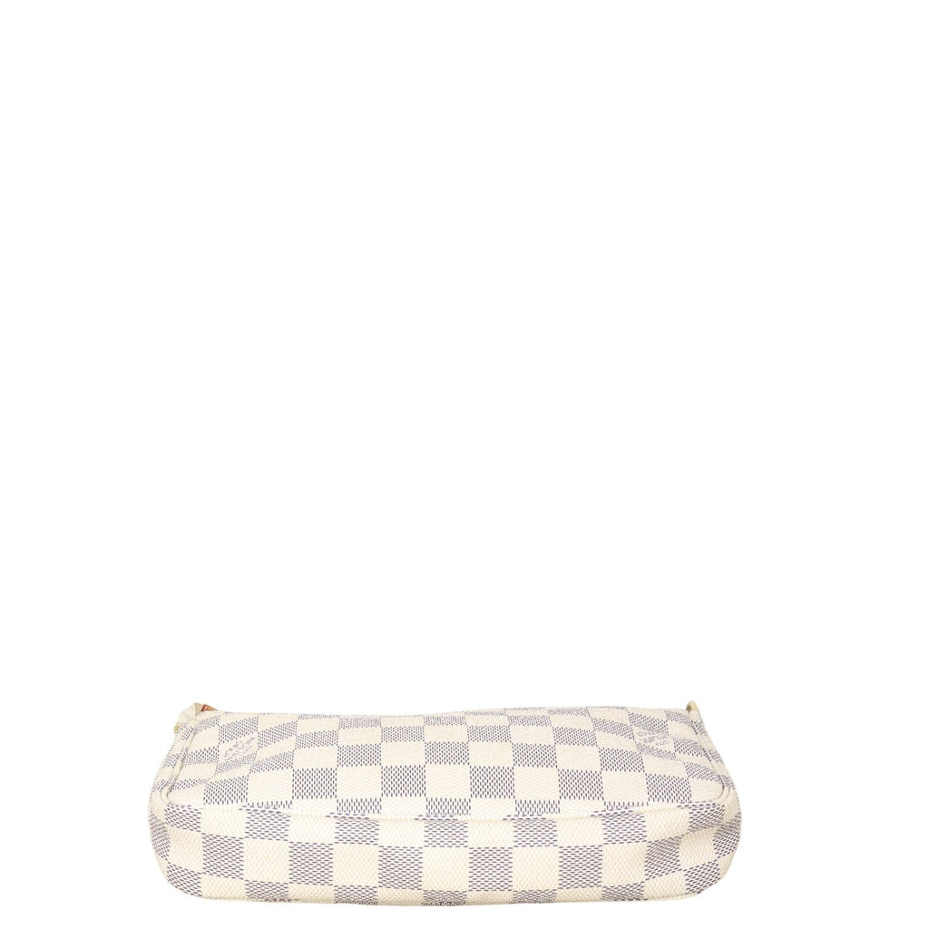 Louis Vuitton Pochette Accessoires Damier Azur