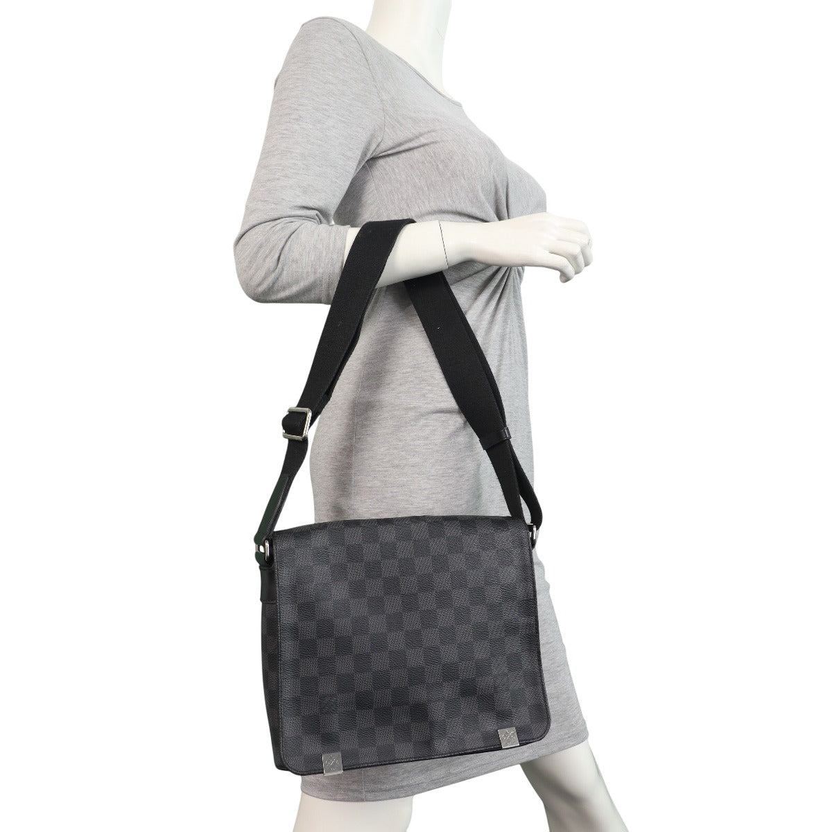 Louis Vuitton District PM Damier Graphite
