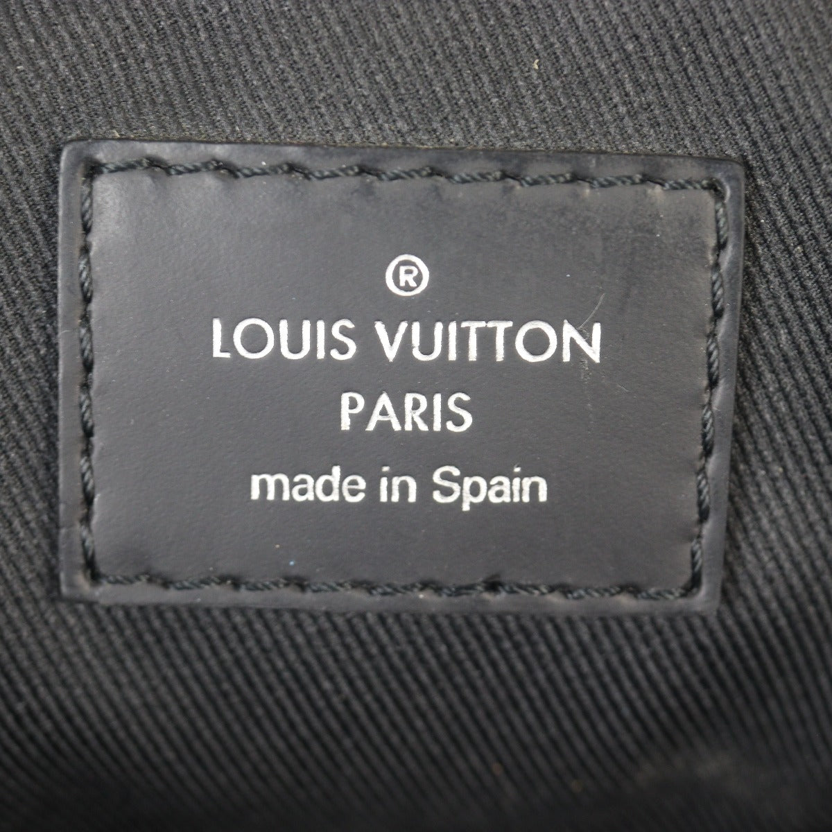 Louis Vuitton District PM Damier Graphite