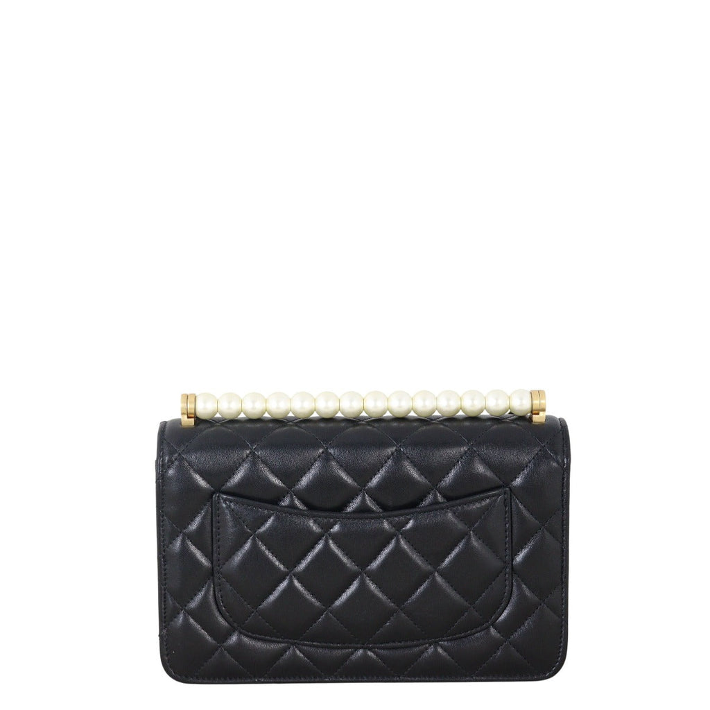 Chanel Chic Pearls Wallet on Chain