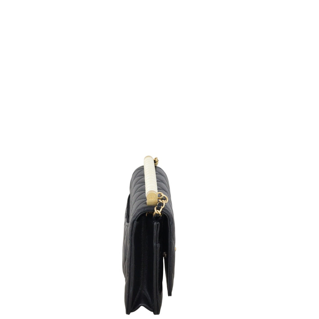 Chanel Chic Pearls Wallet on Chain
