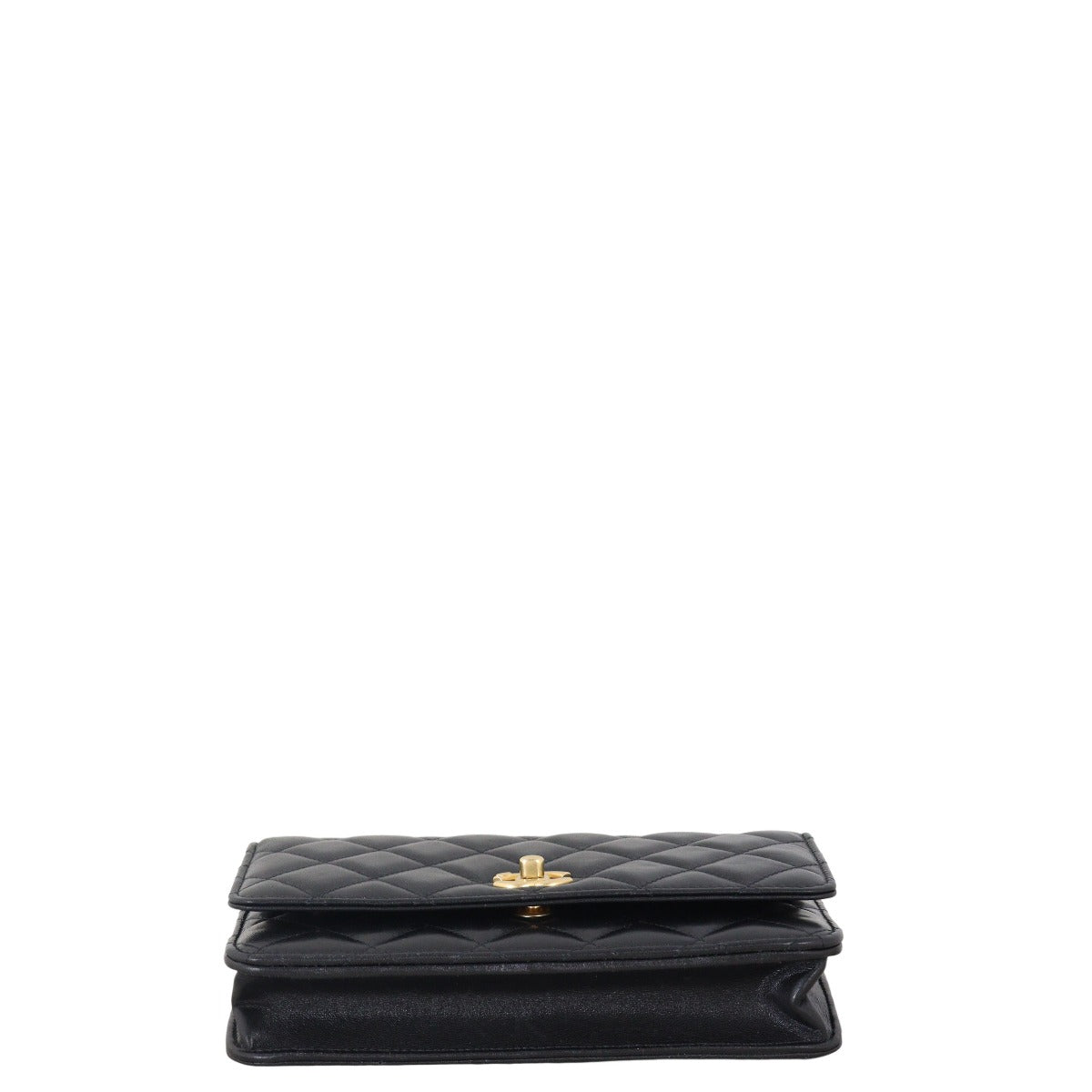 Chanel Chic Pearls Wallet on Chain