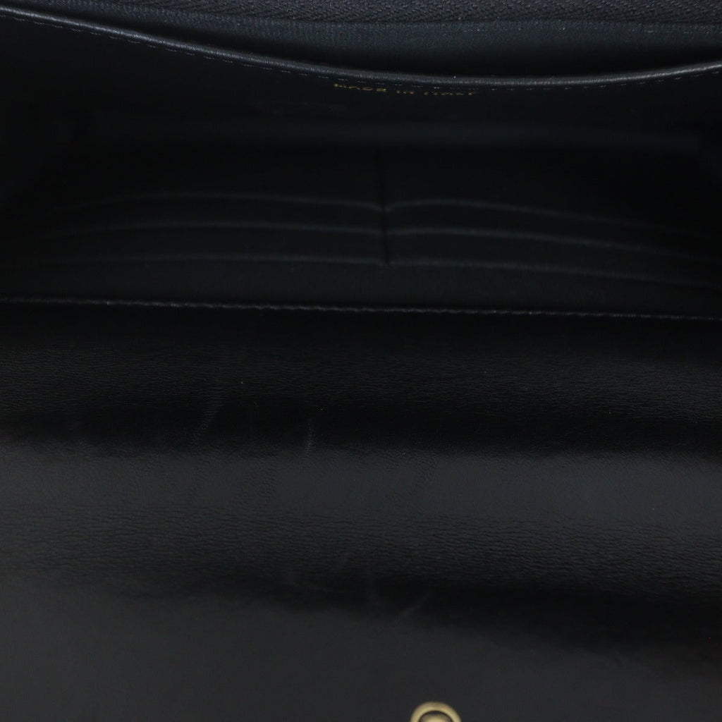 Chanel Chic Pearls Wallet on Chain
