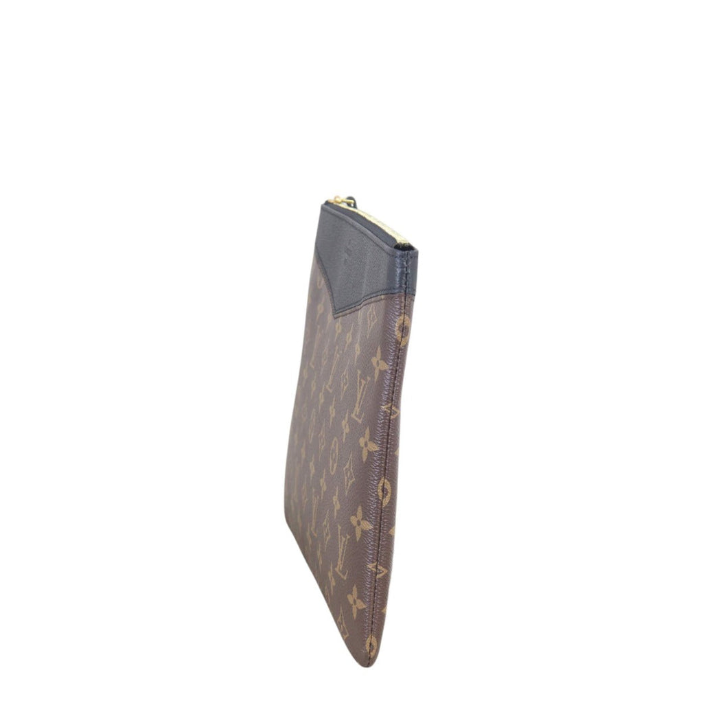 Louis Vuitton Daily Pouch Monogram
