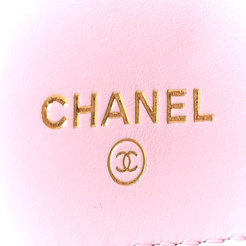 Caviar Quilted Classic 4 Key Holder Wallet Light Pink