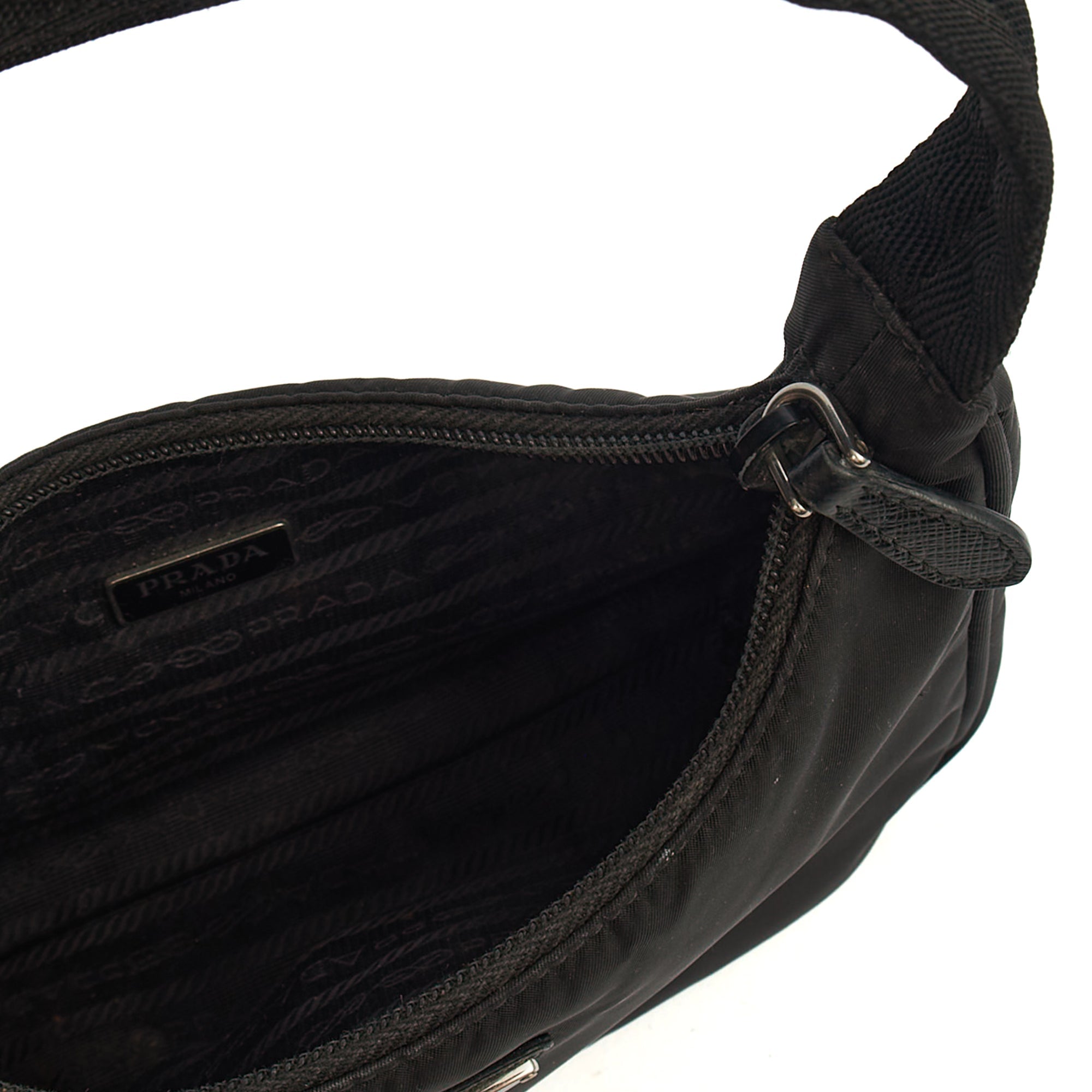 Prada Shoulder Bag Re-Edition 2000 Terry Mini Bag in Black, Nylon