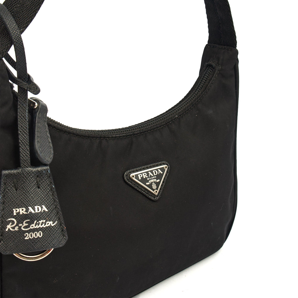 Prada Shoulder Bag Re-Edition 2000 Terry Mini Bag in Black, Nylon