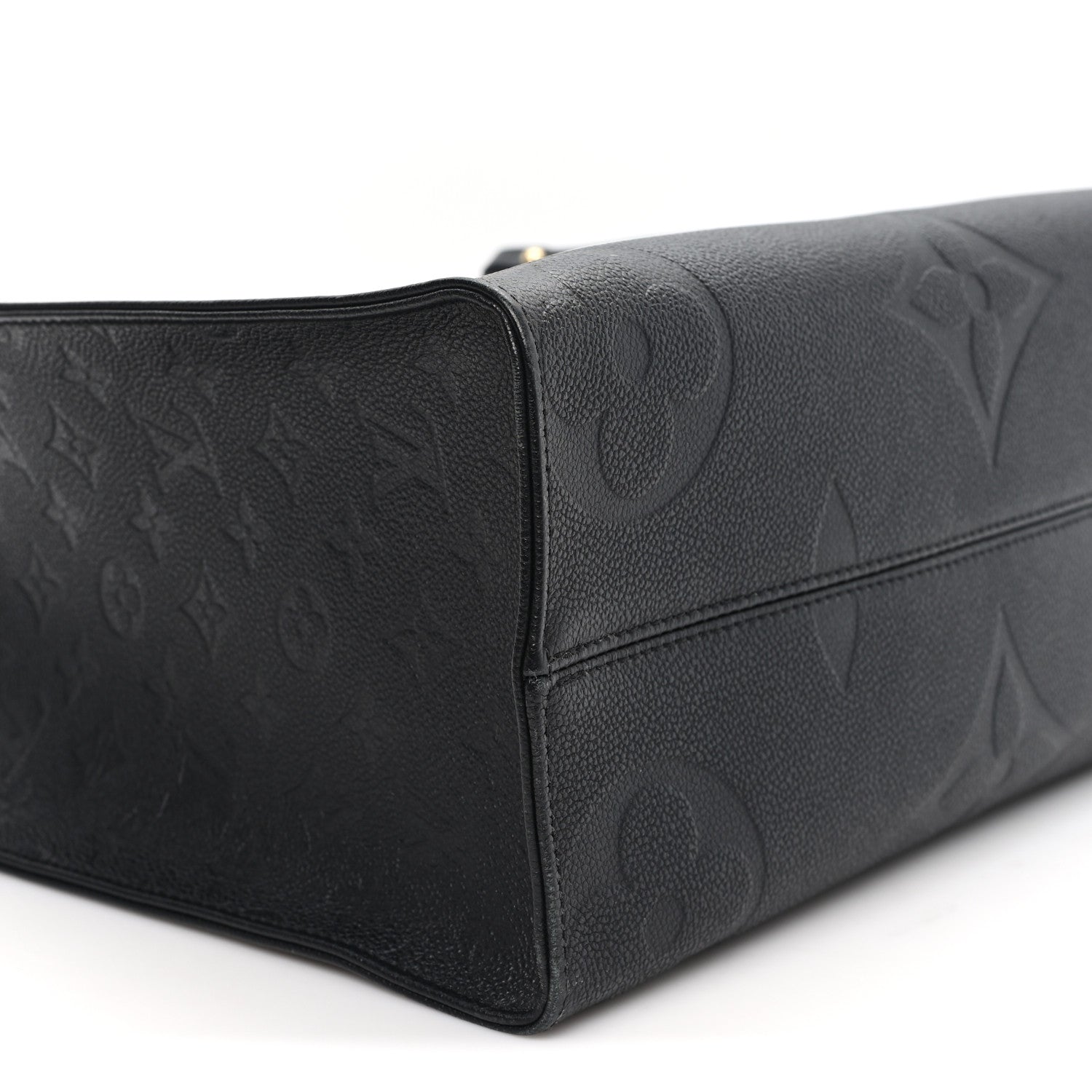 Empreinte Monogram Giant Onthego MM Black