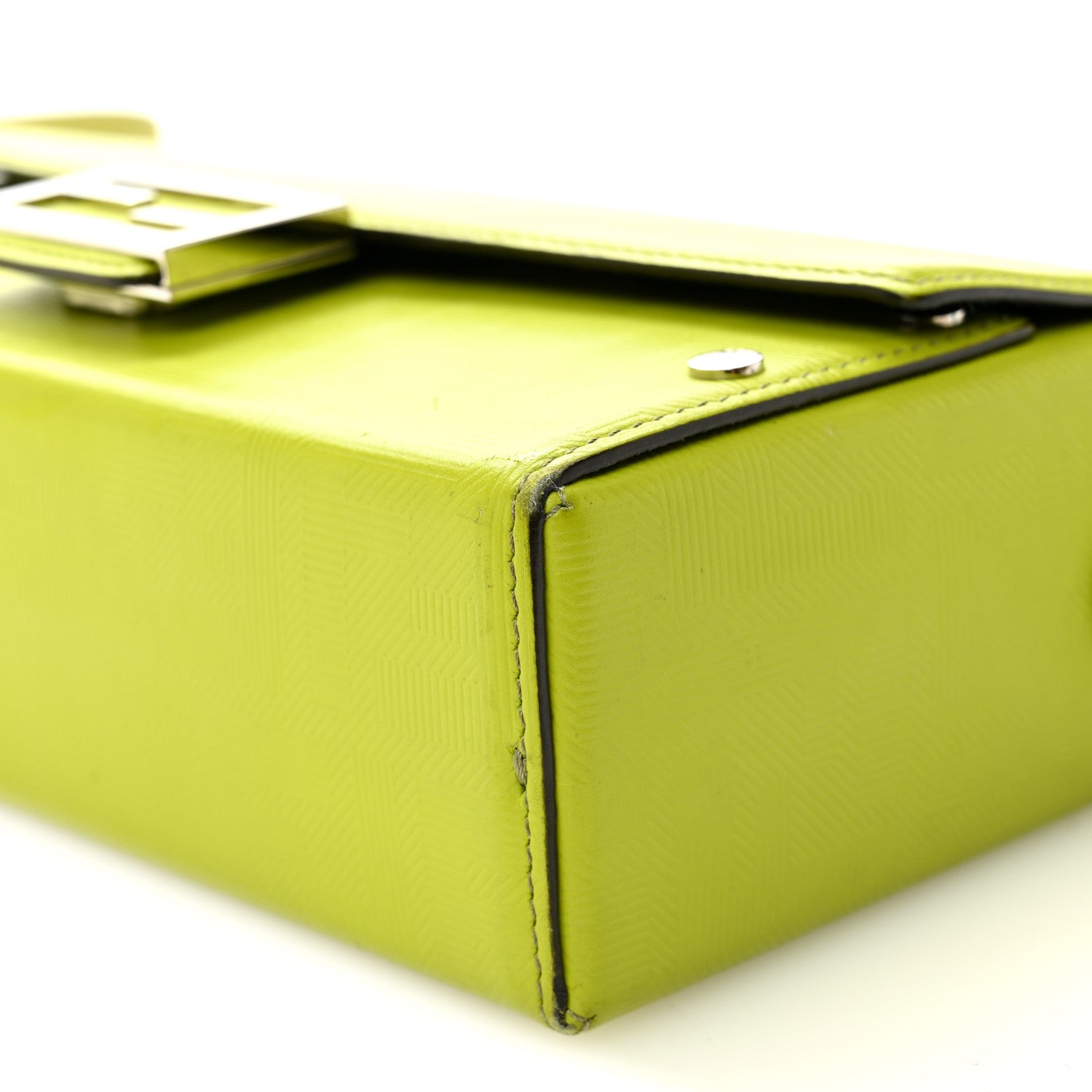 Vitello King FF Lines Embossed Baguette Soft Trunk Wasabi