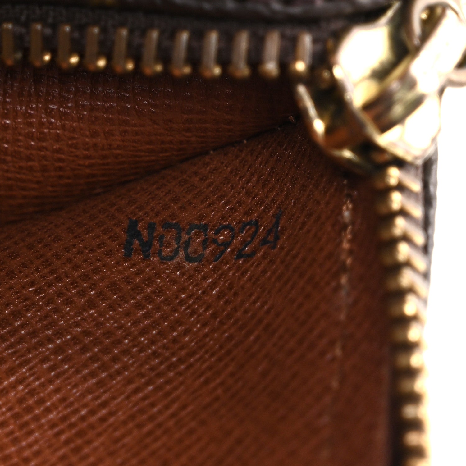 Monogram Papillon 30