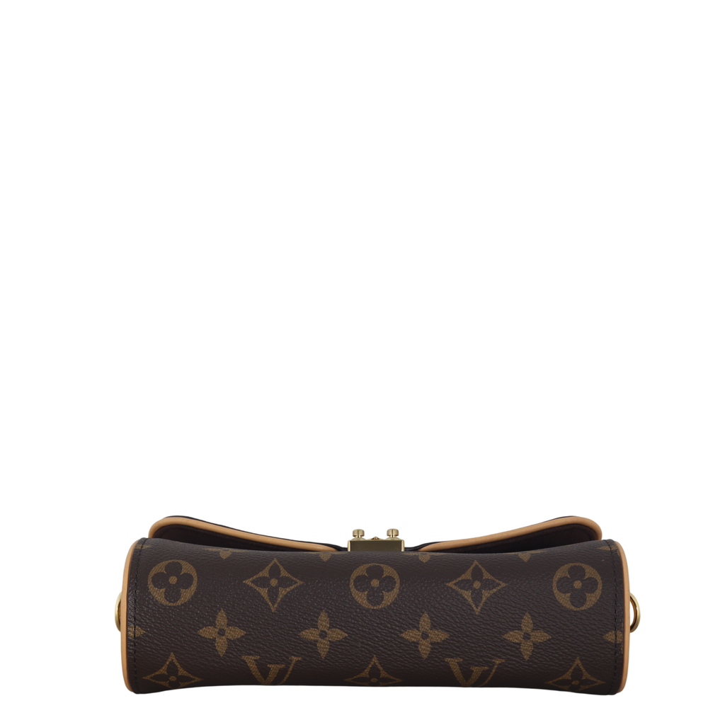 Louis Vuitton Camille Pochette Monogram