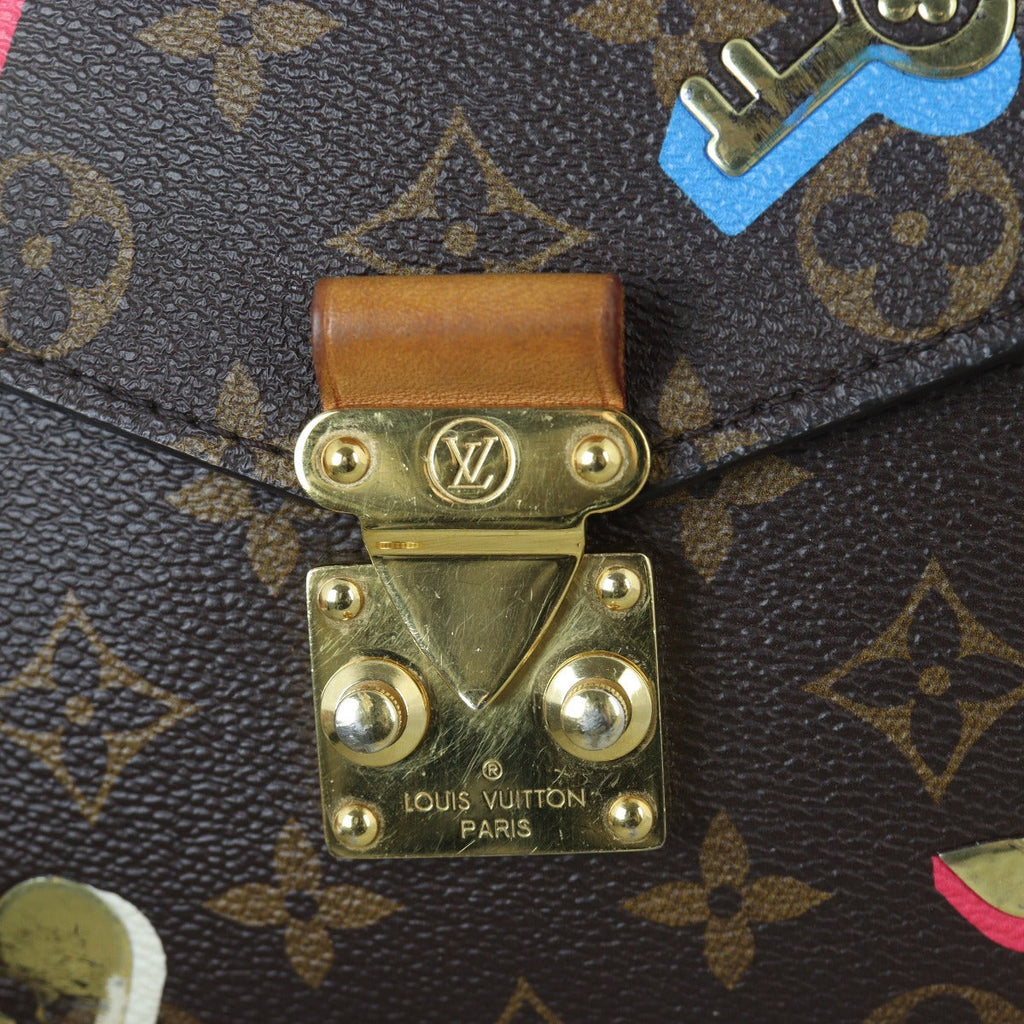 Louis Vuitton Pochette Metis Monogram Love Lock