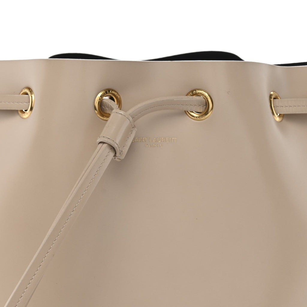 Calfskin Medium Emmanuelle Bucket Bag Nude Powder