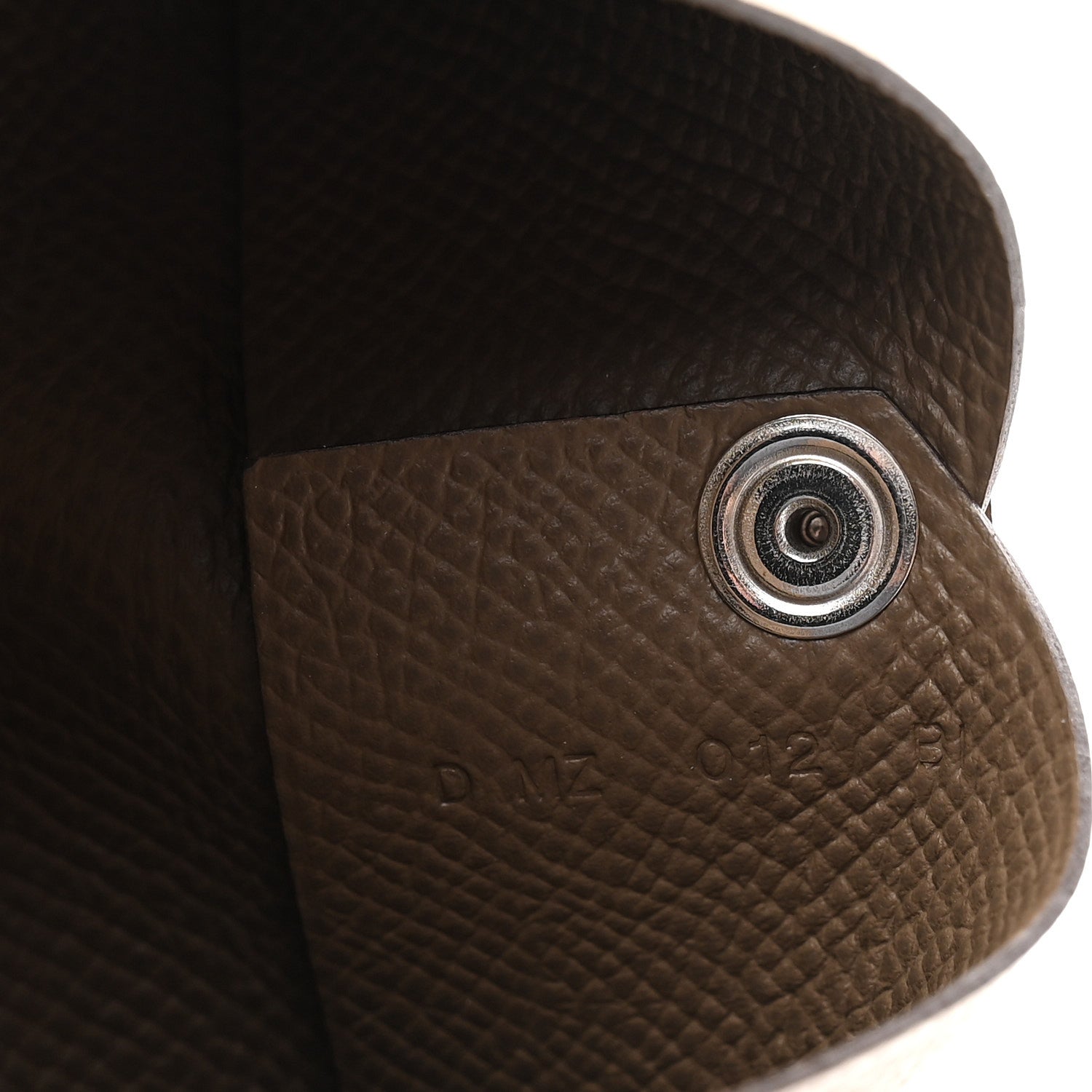 Epsom Calvi  Case Etoupe